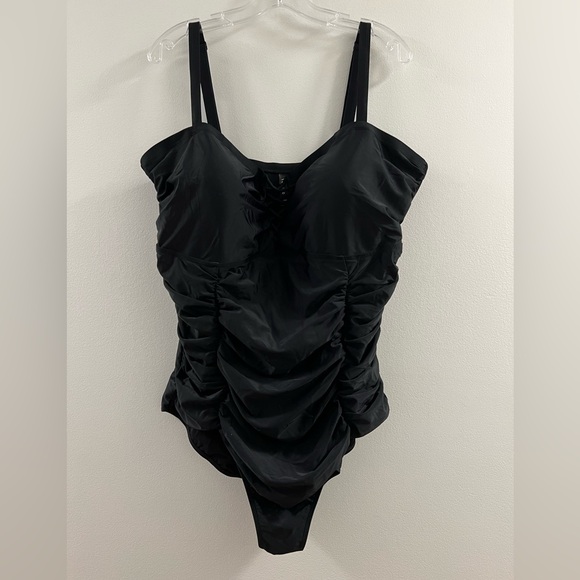 Torrid Swimsuit Lattice Front Cage - One Piece Ruched Retro Wireless za. - Picture 15 of 16